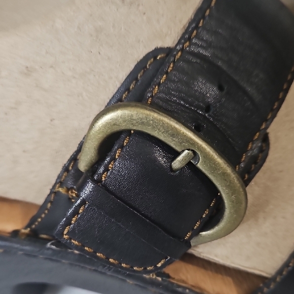 Born Black Leather Mules with Ergonomic Design - Picture 3 of 13